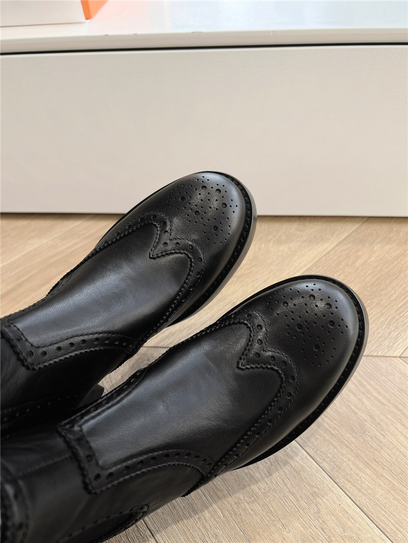 H**me5 ebony chelsea boots