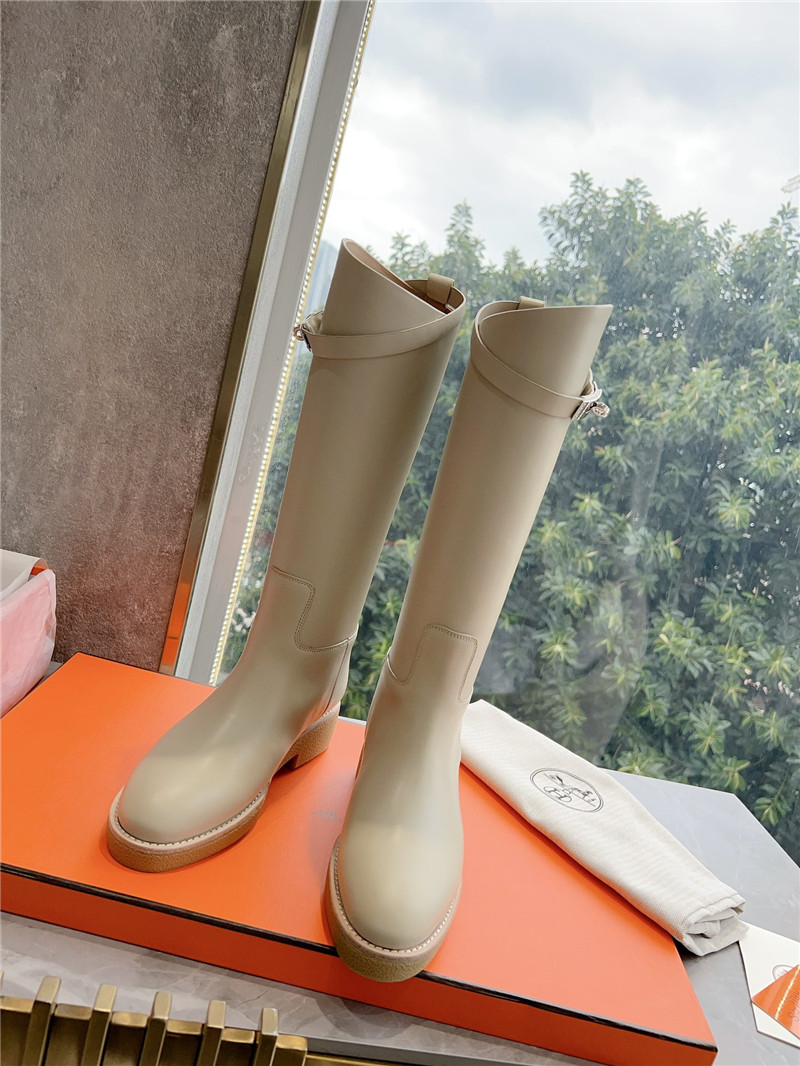 H**me5 faustine boot in beige