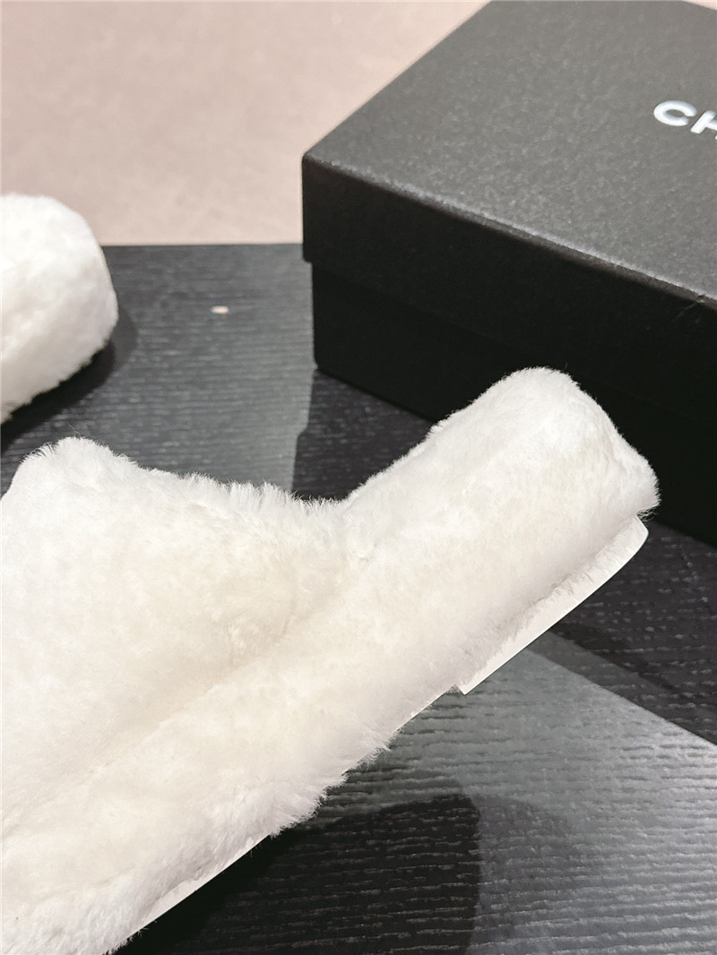 Ch**el embroidered white fur flat platform mules