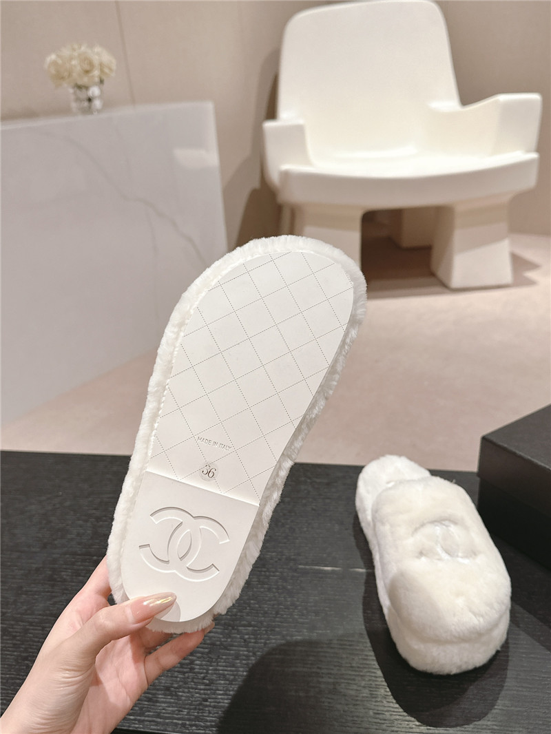 Ch**el embroidered white fur flat platform mules