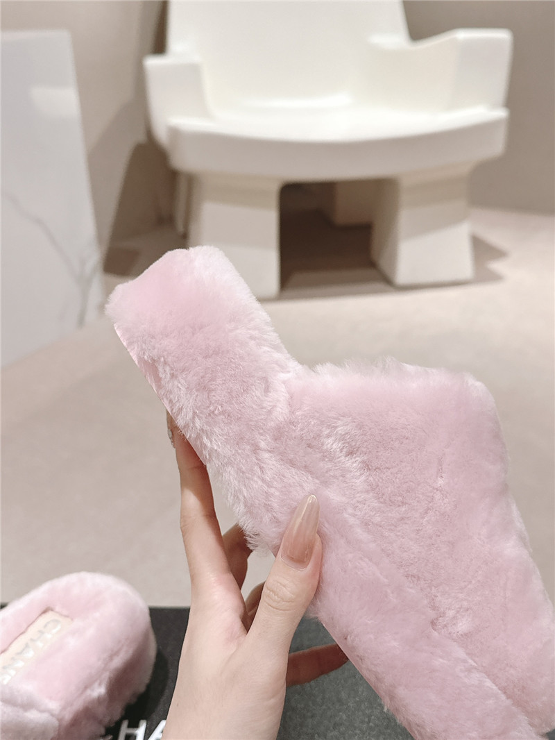 Ch**el embroidered pink fur flat platform mules