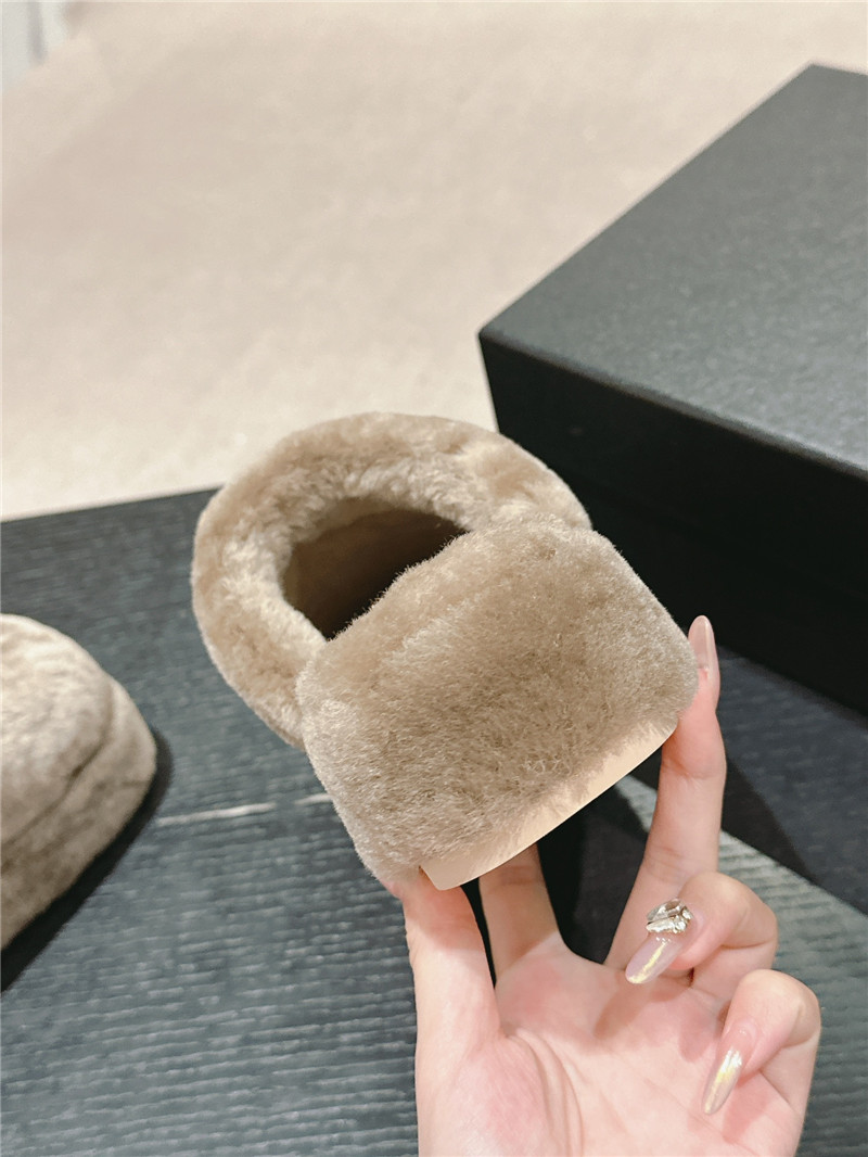 Ch**el embroidered beige fur flat platform mules