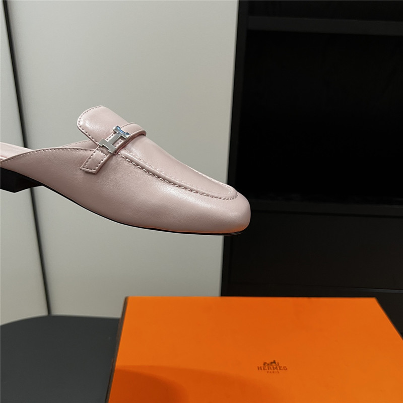 H**me5 buckle groupie mules pink goatskin