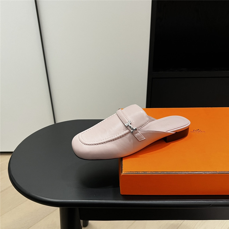 H**me5 buckle groupie mules pink goatskin
