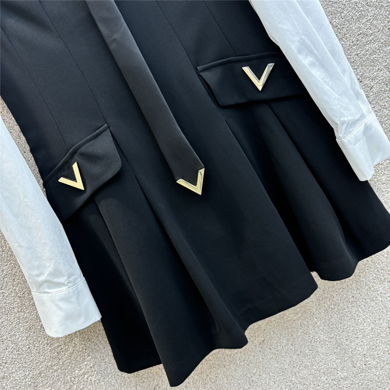 Va1e*ntin0 wrap chest pleated dress replica d&g clothing