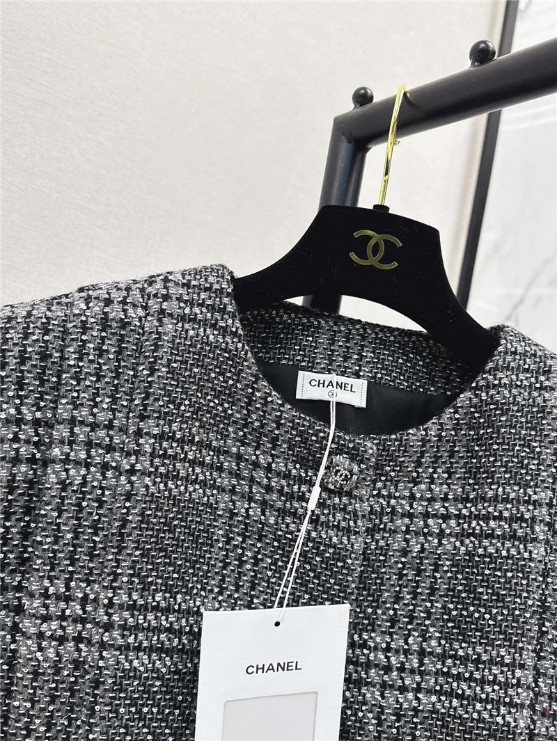 Ch**el checkered vest cheap replica designer clothes