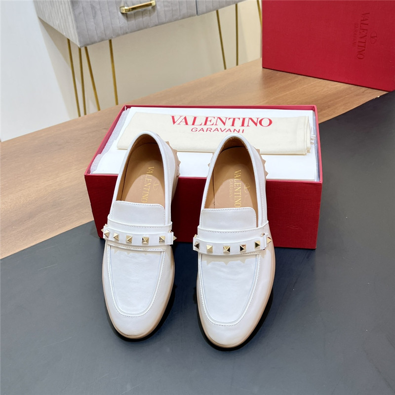 Va1e*ntin0 leisure nappa leather loafer in ivory