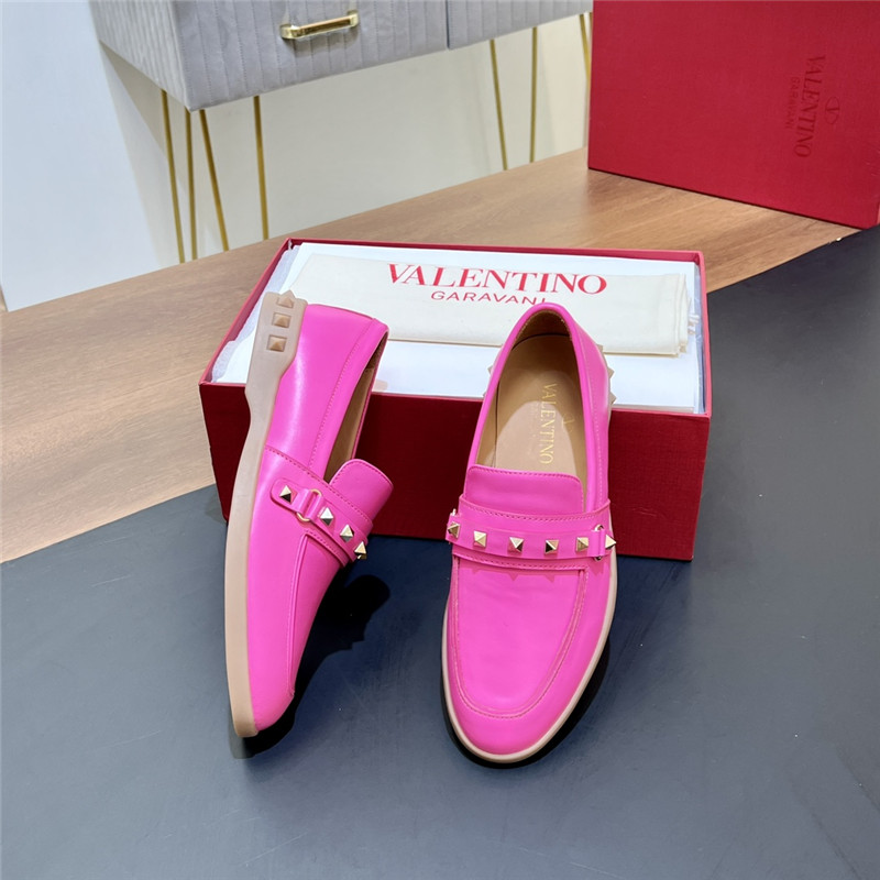 Va1e*ntin0 leisure nappa leather loafer in fuchsia