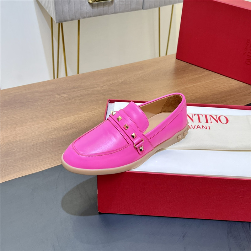 Va1e*ntin0 leisure nappa leather loafer in fuchsia