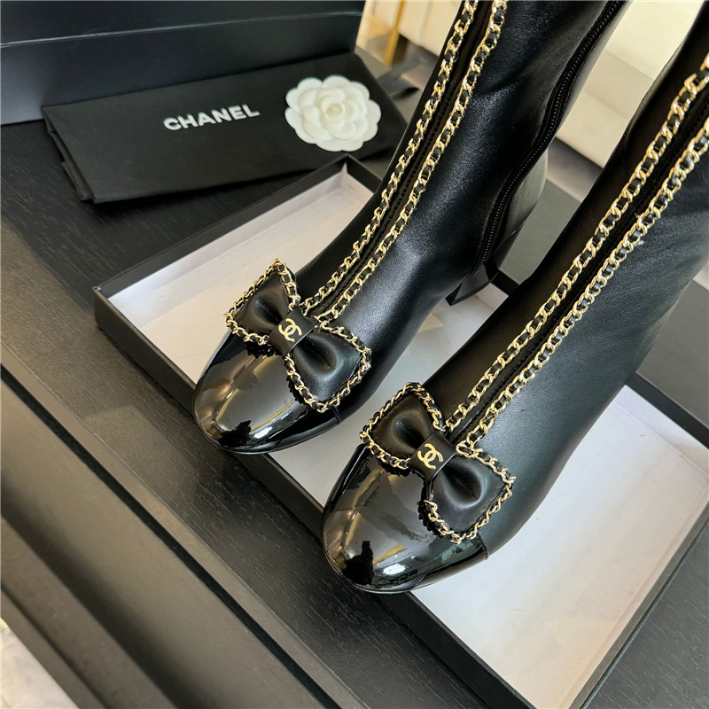 Ch**el black calfskin bow patent leather keen high boots