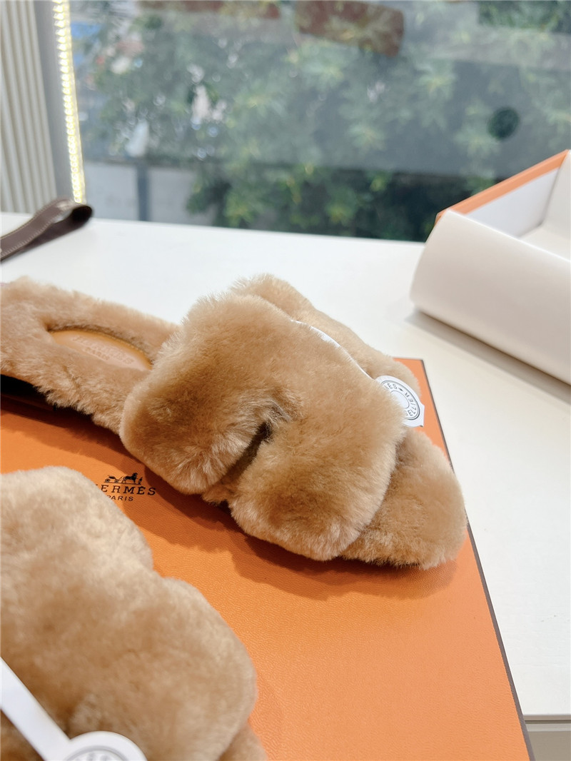 H**me5 shearling h cut-out izmir sandal brown