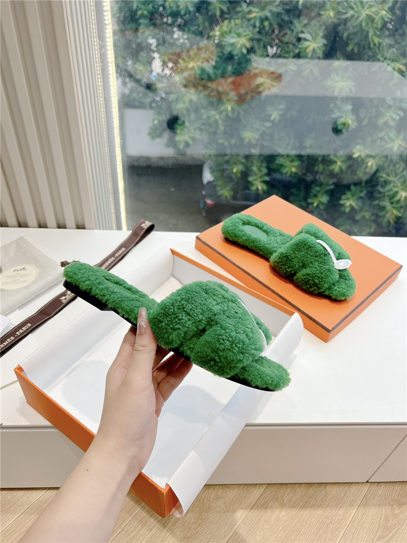 H**me5 shearling h cut-out izmir sandals green