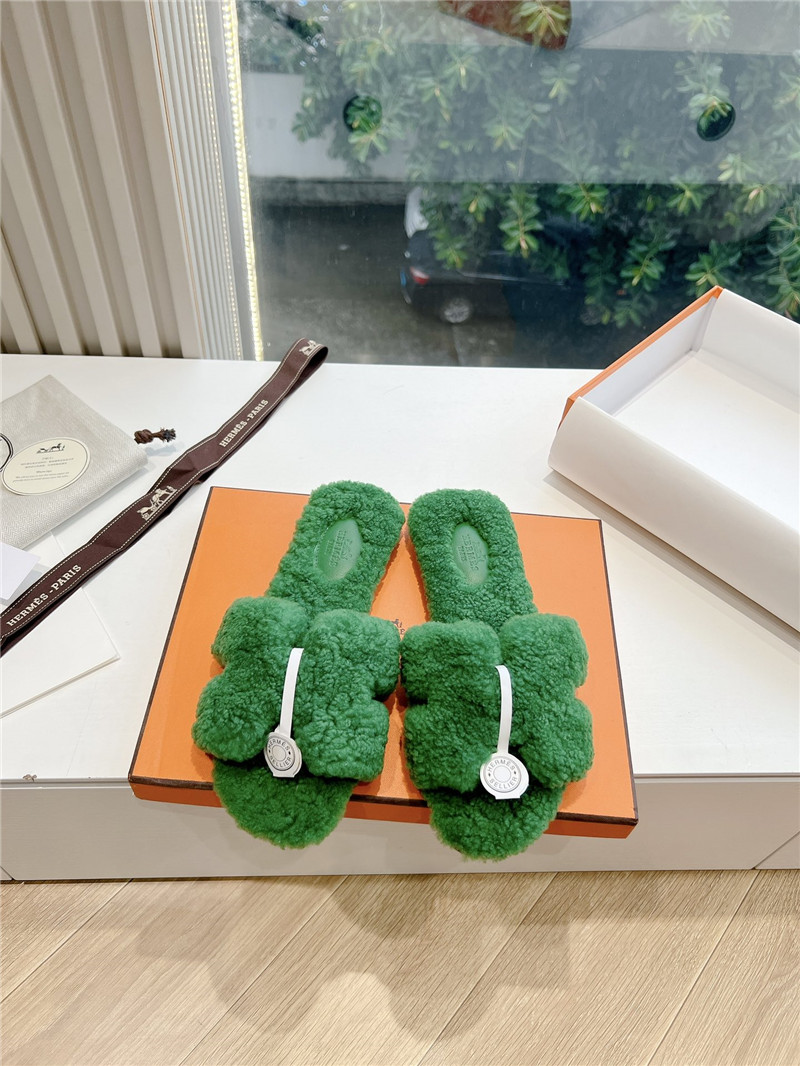 H**me5 shearling h cut-out izmir sandals green