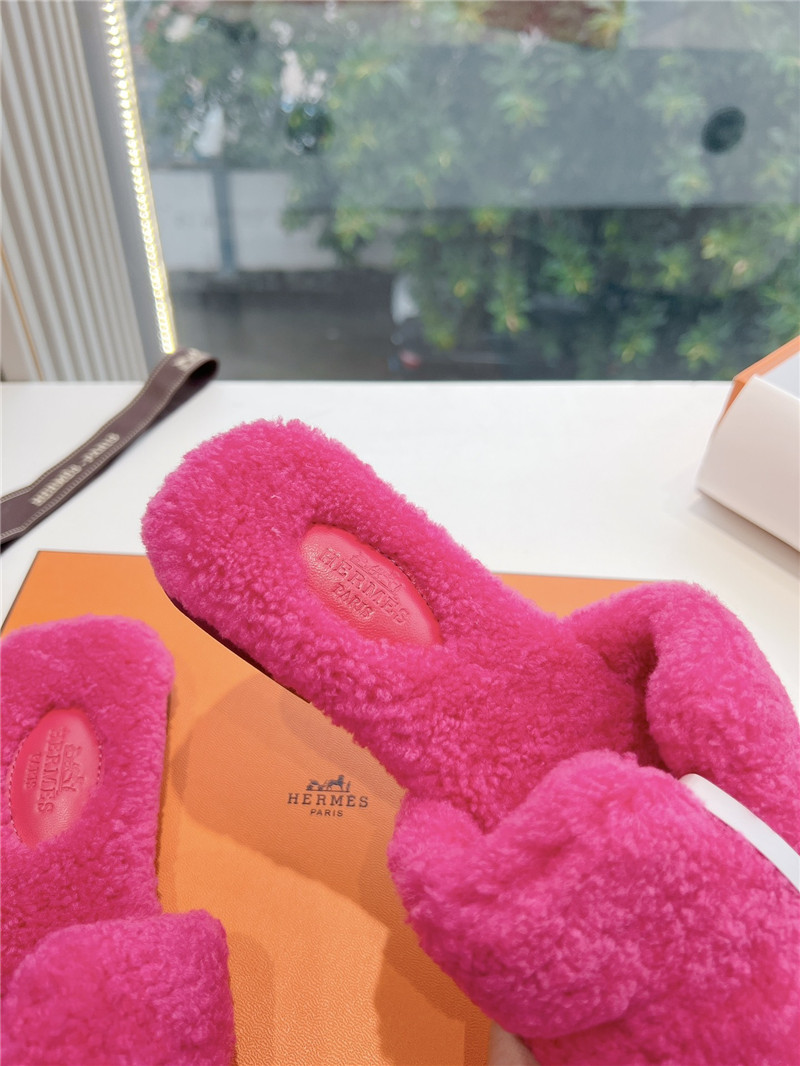 H**me5 shearling h cut-out izmir sandals fuchsia