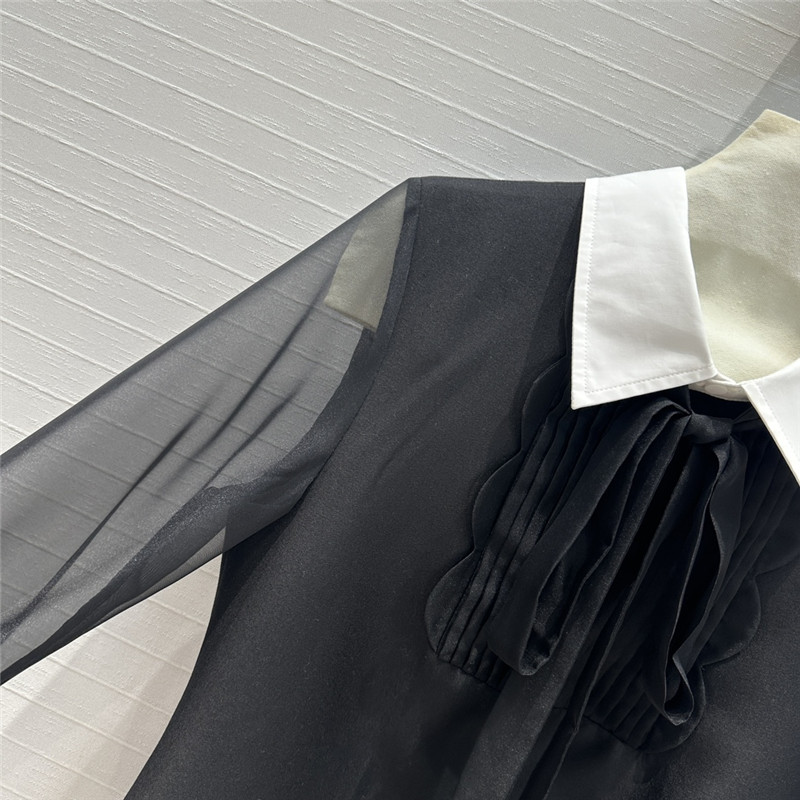 Va1e*ntin0 ribbon fungus pleated silk sleeve dress replica clothes