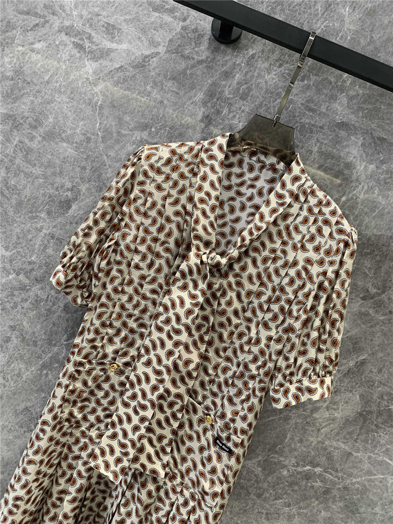 M1um1u lace-up v-neck pleated dress replica d&g clothing