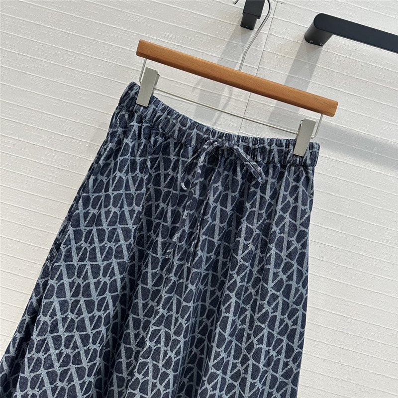 Va1e*ntin0 v jacquard denim long skirt replica clothing