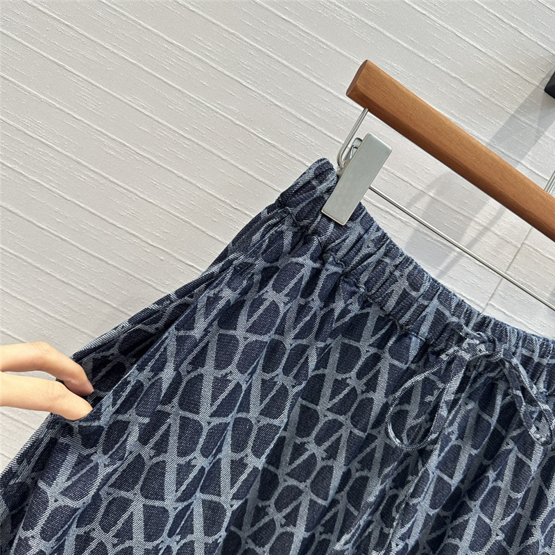 Va1e*ntin0 v jacquard denim long skirt replica clothing