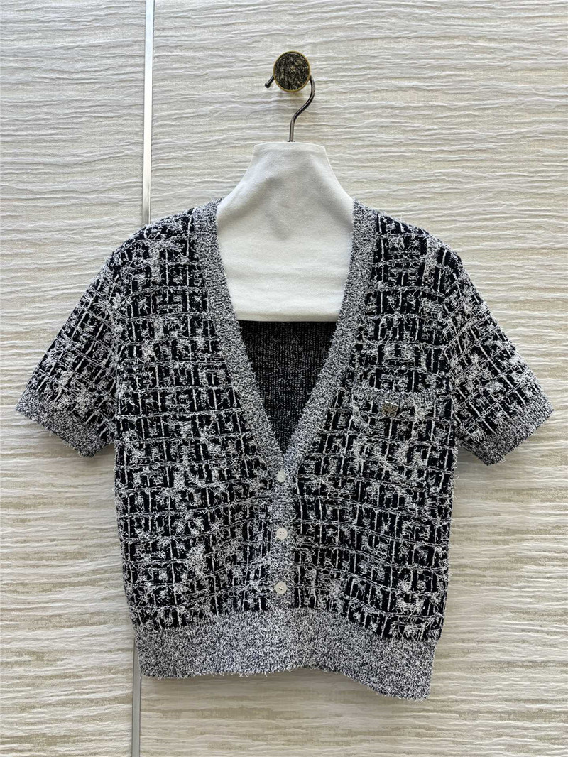 Givenchy V-neck knitted short-sleeved cardigan replica clothing
