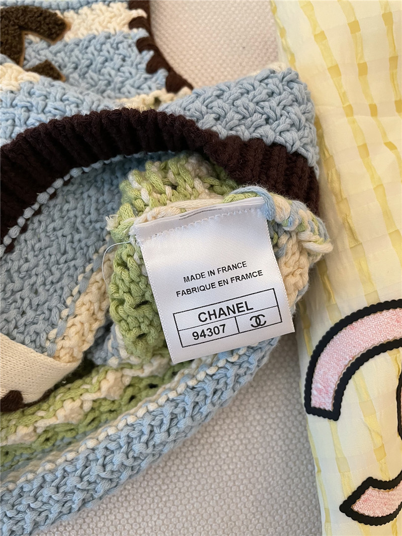 Ch**el second-hand vest replica clothing sites