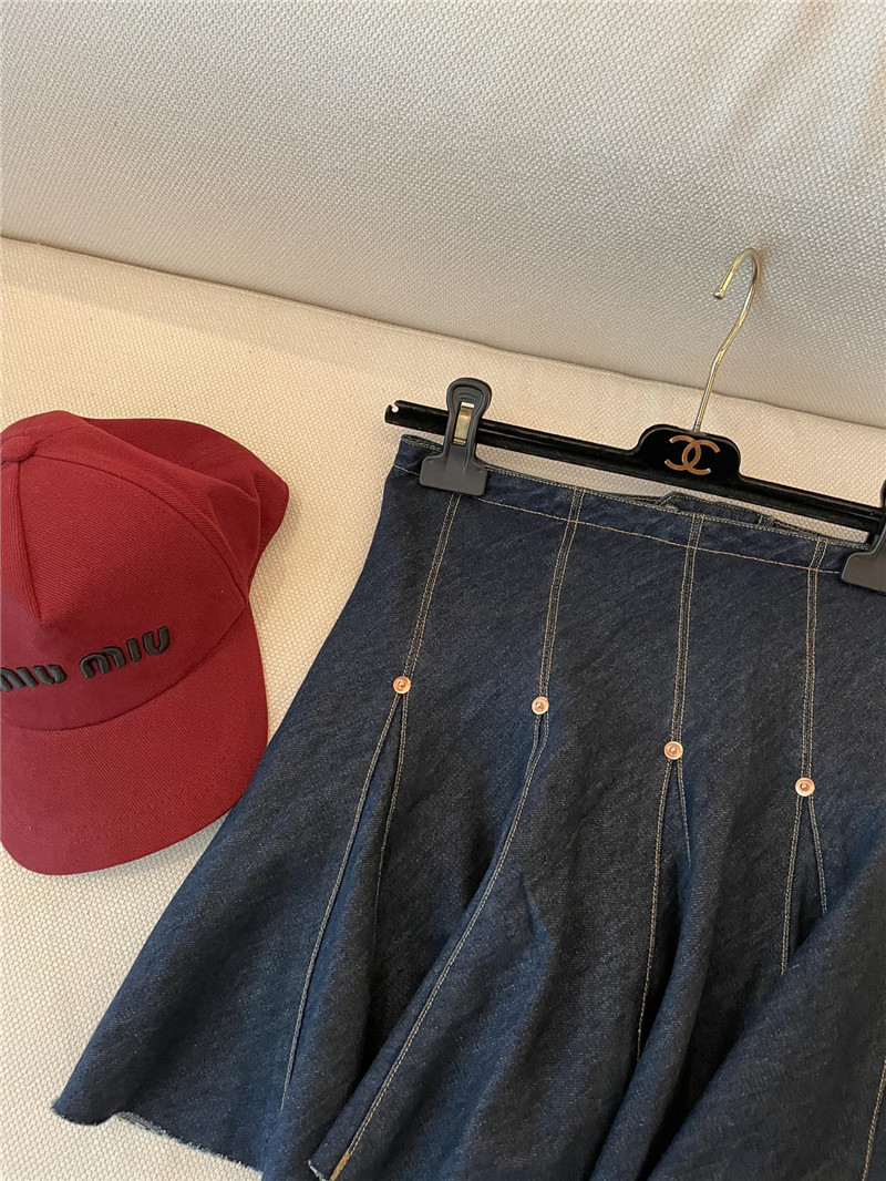 Ch**el new pleated skirt replica designer clothing websites