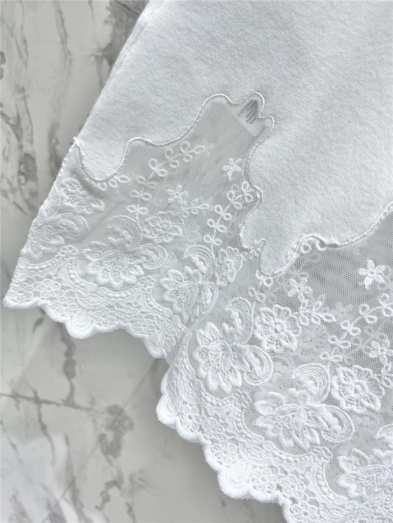 Va1e*ntin0 round neck long sleeve + skirt suit replica d&g clothing