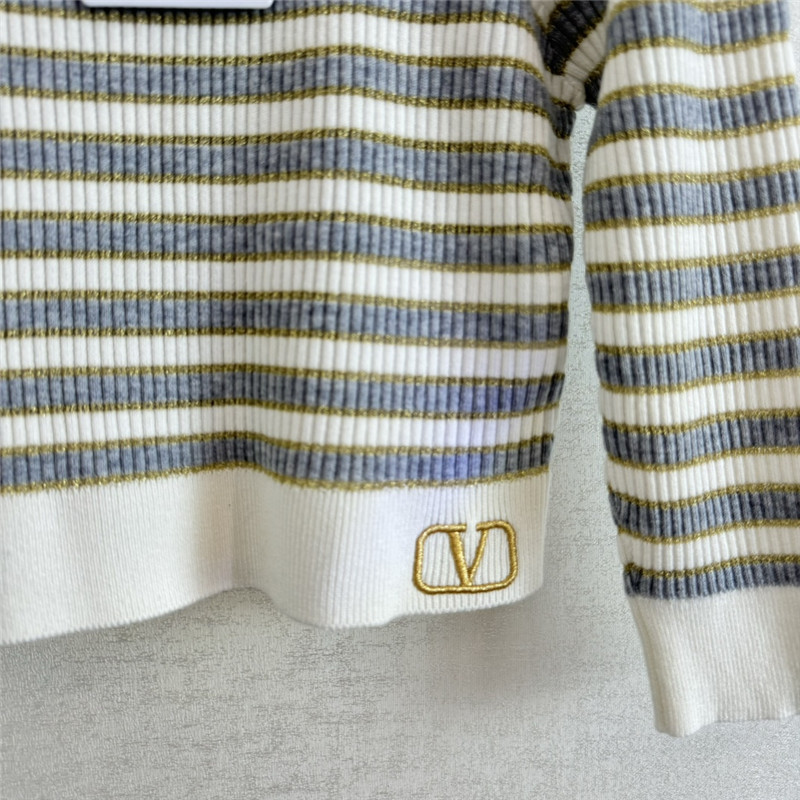 Va1e*ntin0 gold thread striped top replica d&g clothing
