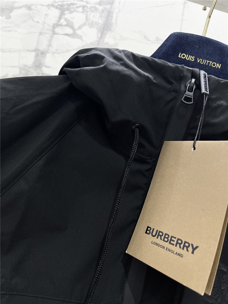 Bv*b*rry outdoor sportswear replica clothes