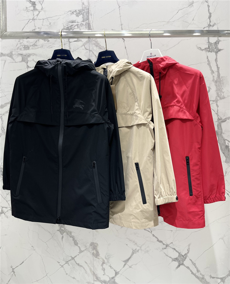 Bv*b*rry outdoor sportswear replica clothes