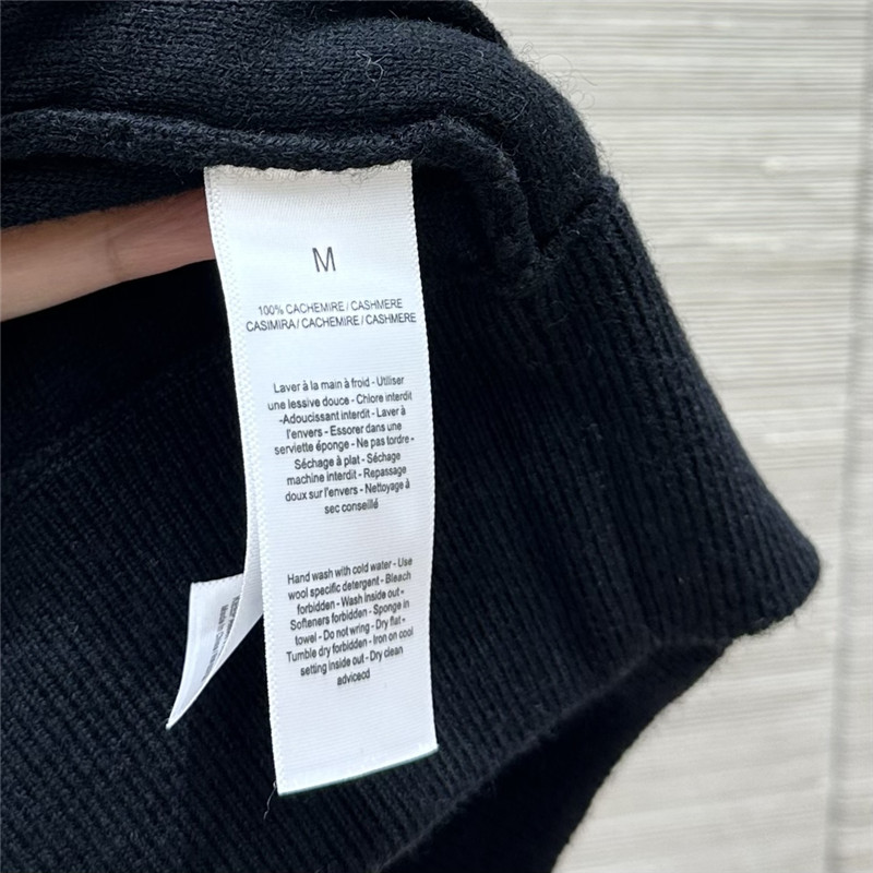 L0r0 P1ana checkered cashmere vest replica clothing sites