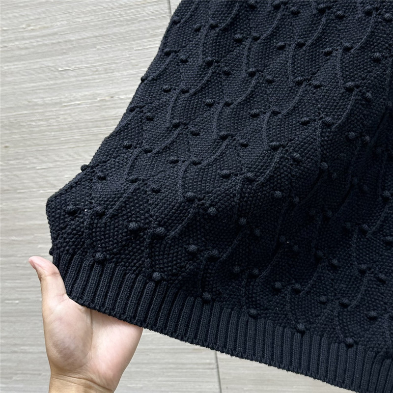 Vanitoo jacquard crochet knitted suit replica clothes