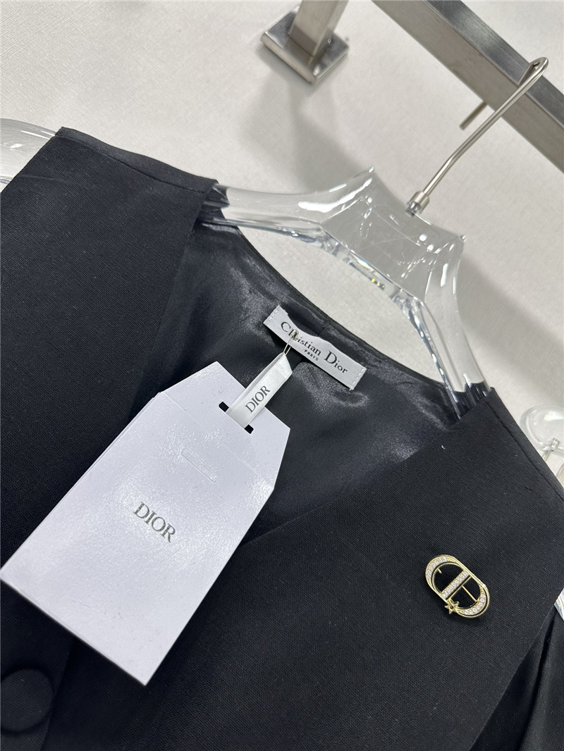 D10r v-neck vest skirt cotton and linen suit replica clothing