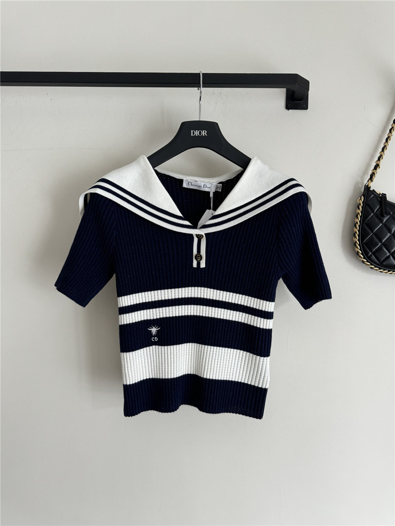 D10r navy blue and white striped knit top