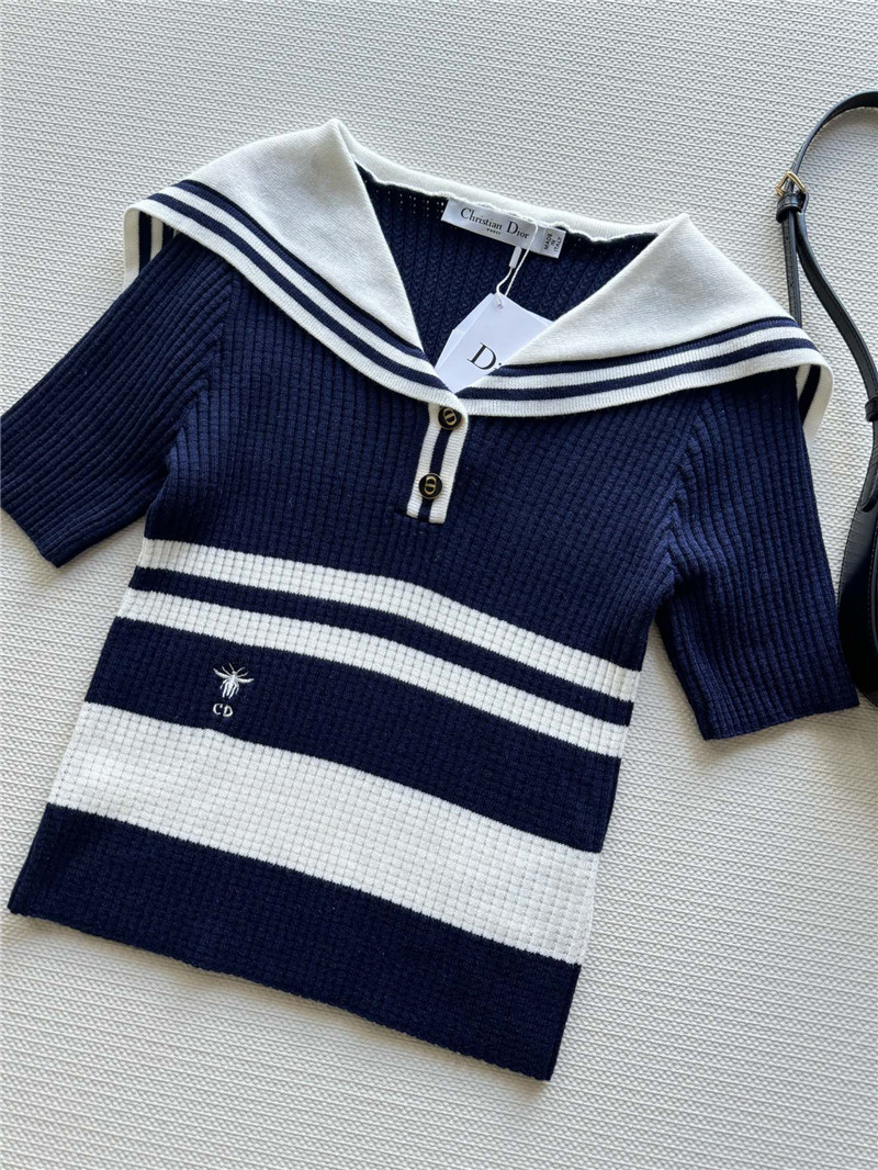 D10r navy blue and white striped knit top
