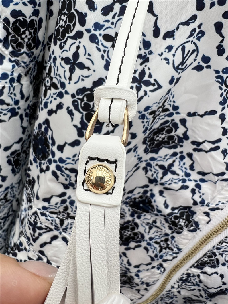 l0vis Vvtt0n lv monogram sun protection jacket replicas clothes