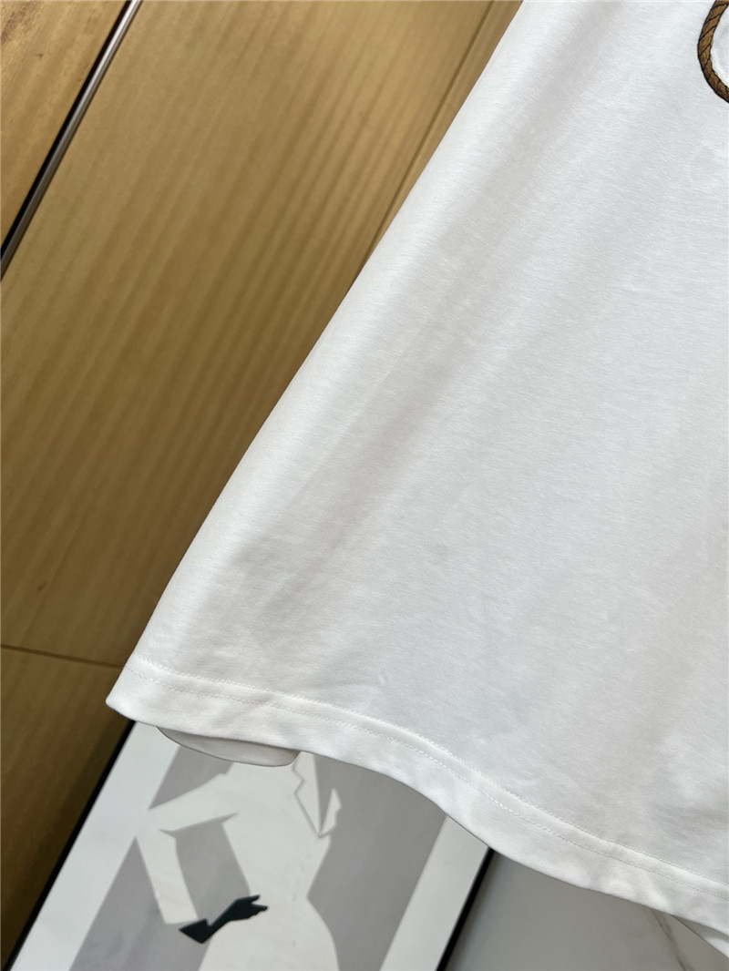 l0vis Vvtt0n lv embroidered short-sleeved t-shirt replica clothes