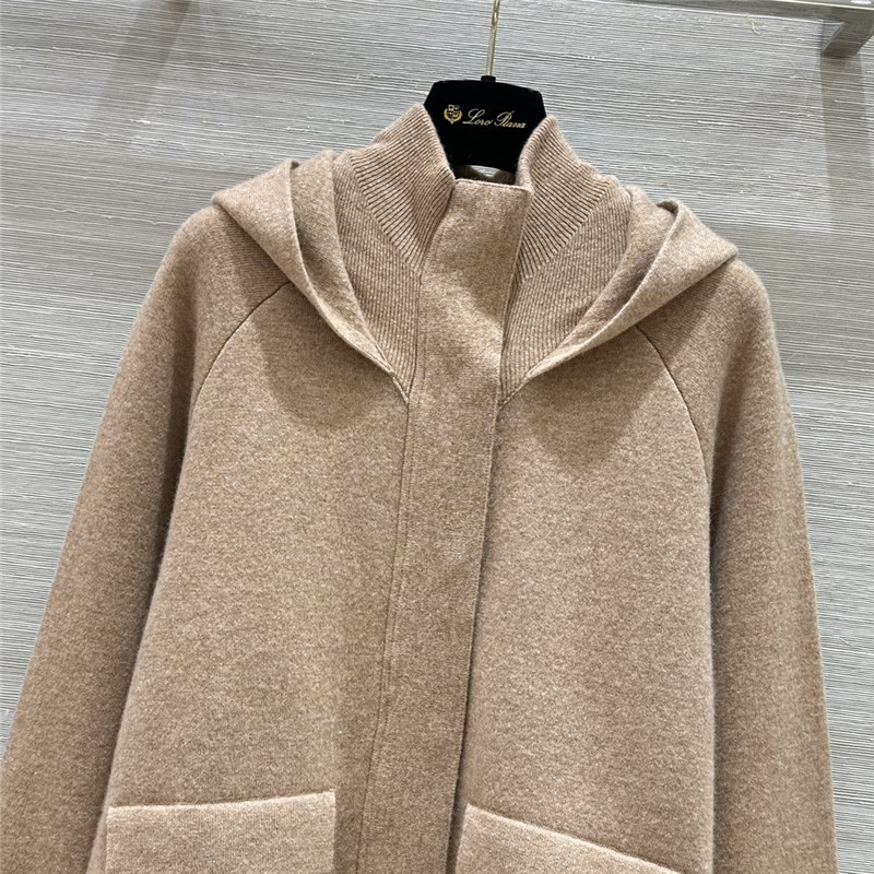 L0r0 P1ana new traveler cashmere coat replica clothes