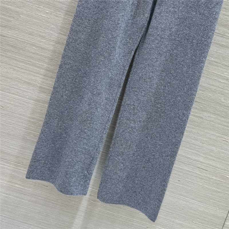 L0r0 P1ana cashmere suit replica d&g clothing