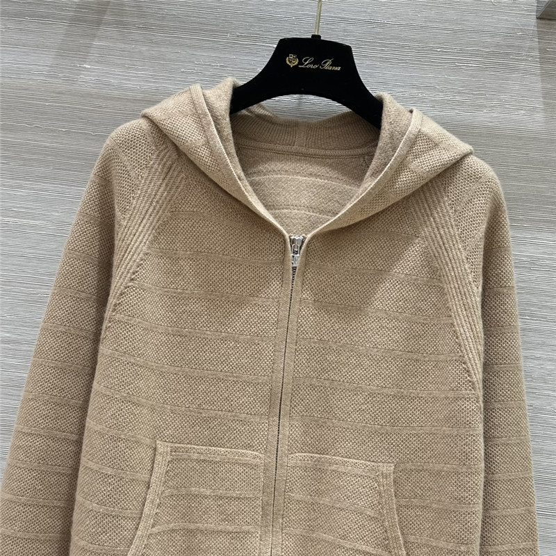 L0r0 P1ana cashmere suit replica d&g clothing