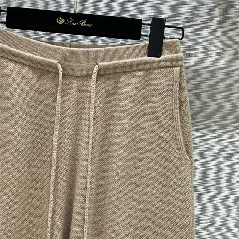 L0r0 P1ana cashmere suit replica d&g clothing