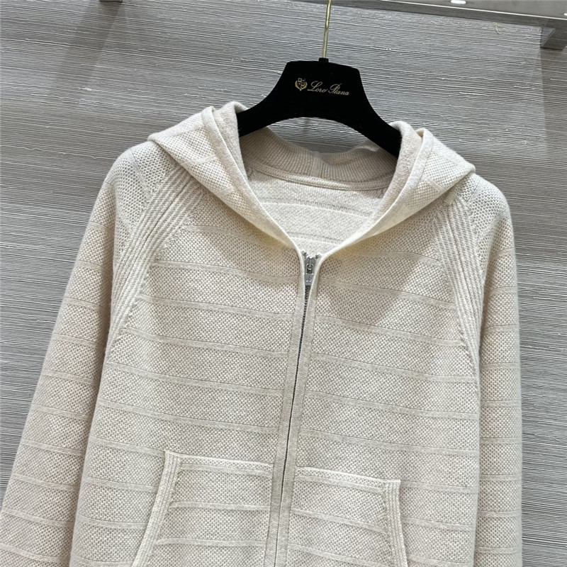 L0r0 P1ana cashmere suit replica d&g clothing