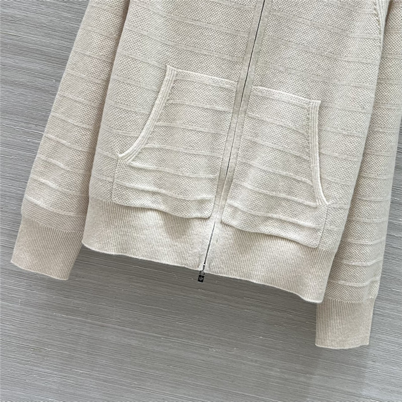 L0r0 P1ana cashmere suit replica d&g clothing