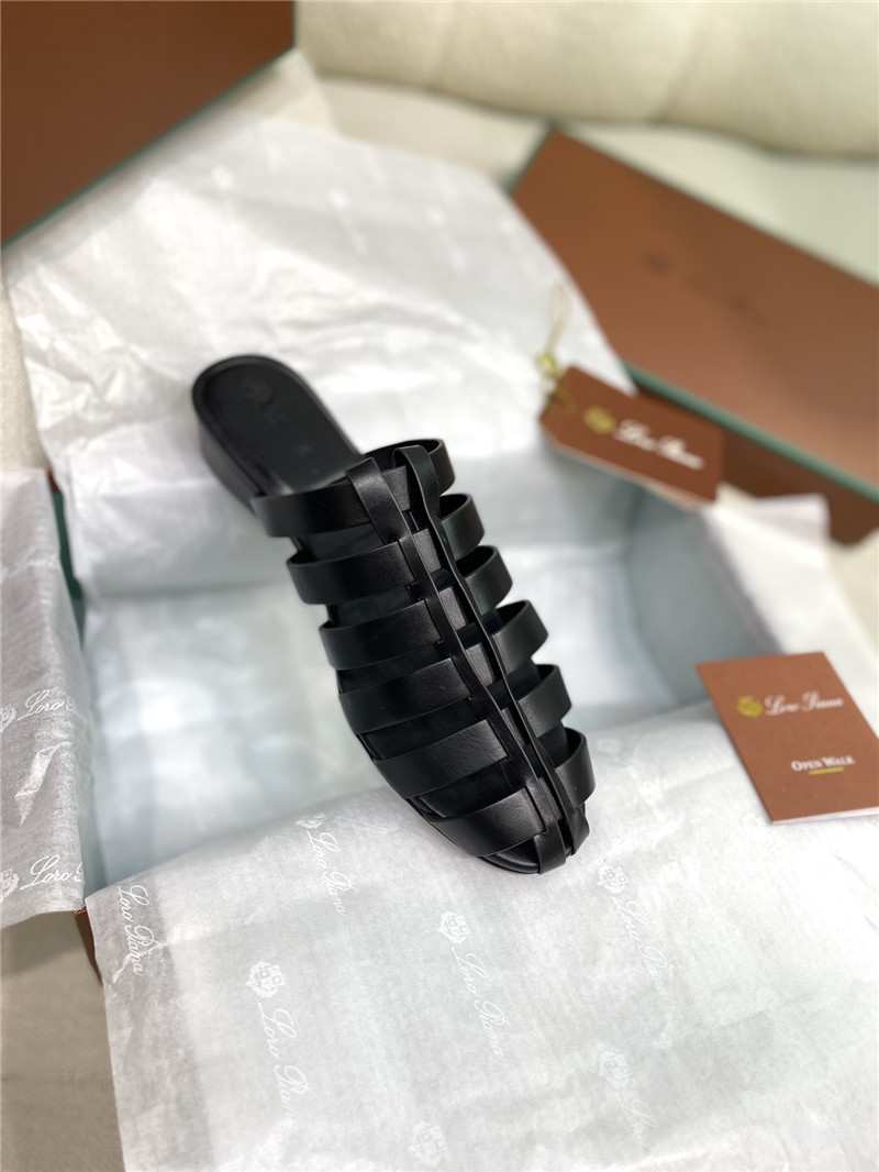 L0r0 P1ana kaede black leather sandals