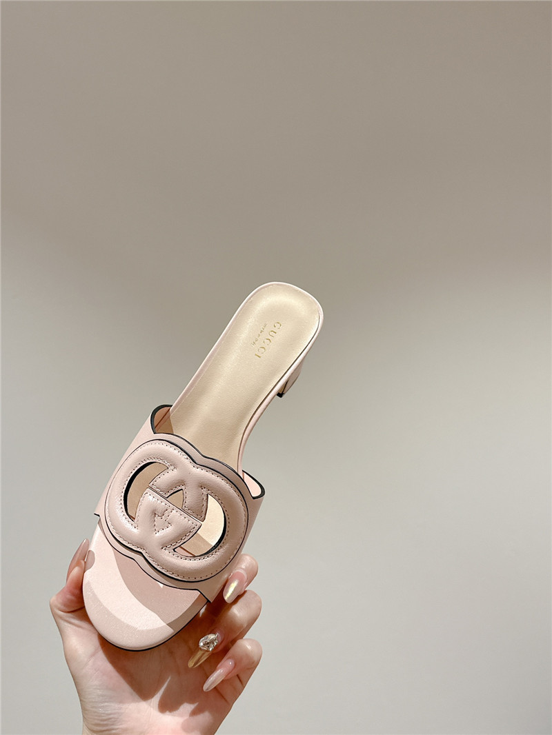 Gvc*1 interlocking g mid-heel slide sandals pink