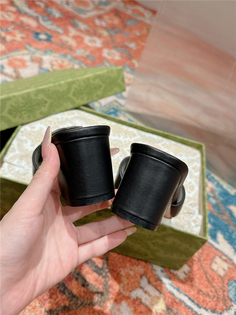 Gvc*1 interlocking g black mid-heel slide sandals