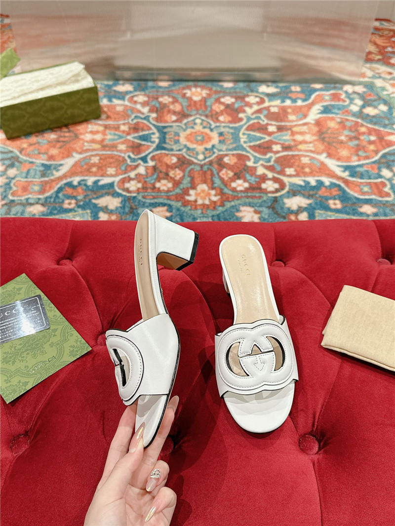 Gvc*1 interlocking g mid-heel slide sandals white