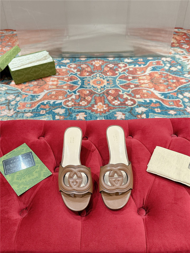 Gvc*1 interlocking g brown mid-heel slide sandals