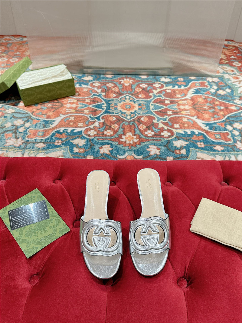 Gvc*1 silver interlocking g mid-heel slide sandals