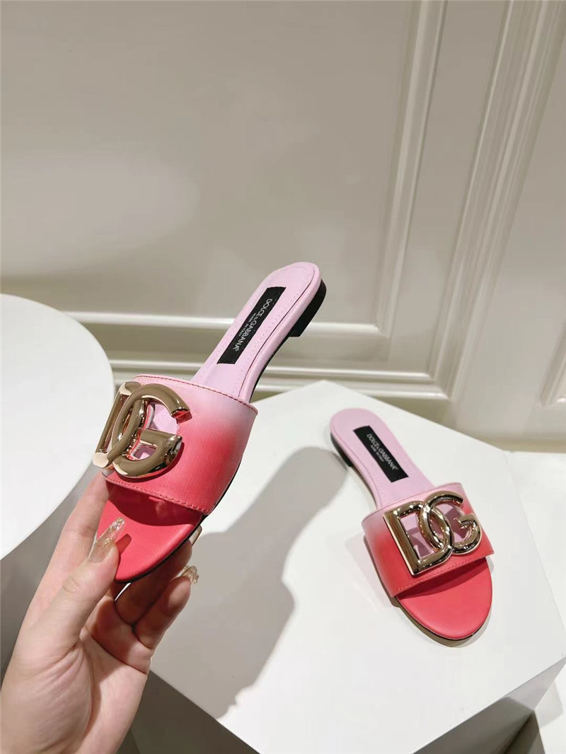Dolce & Gabbana Gold DG Ombré-Print Sliders in Pink