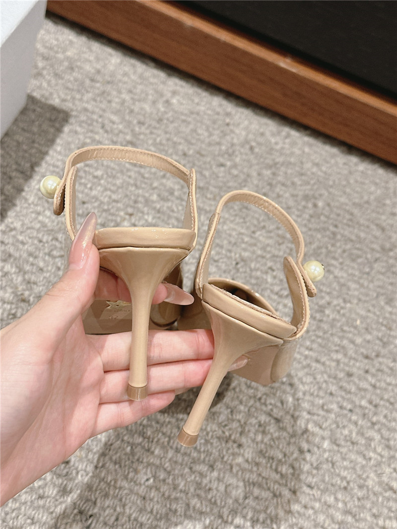 D10r capture heeled mules nude patent